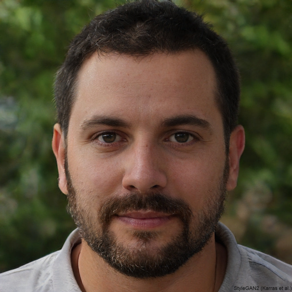 <em>Daniel Sanchez</em>